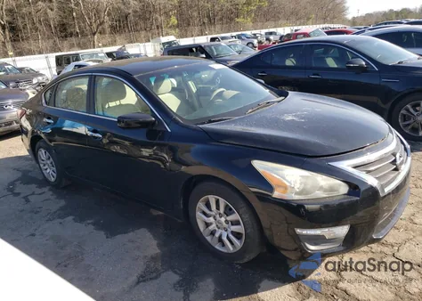 2013 Nissan Altima 2.5 z USA, uszkodzony, nr VIN 1N4AL3AP3DC250450